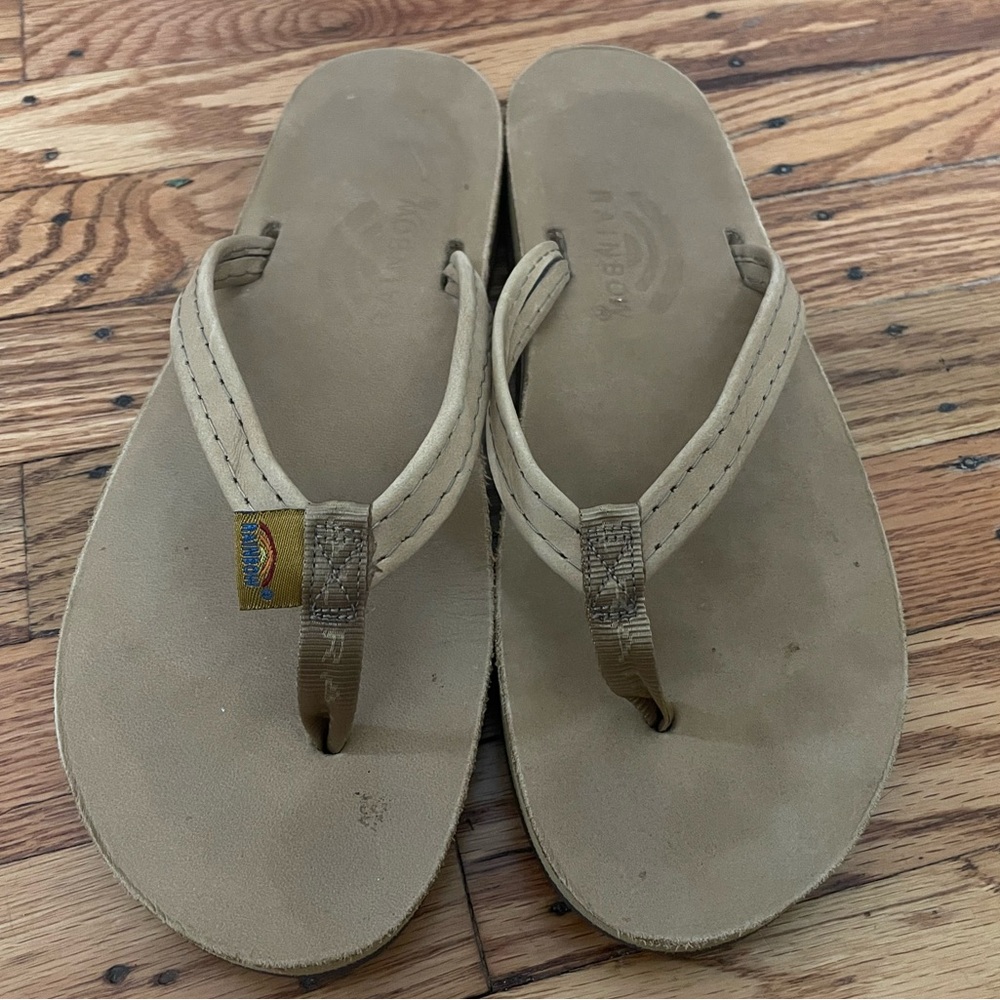 Women’s Rainbows Leather Double Arch 1/2 inch Flip Flops